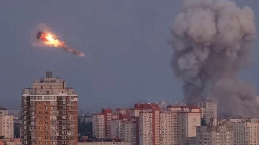 Тревога по всей Украине: сообщают о новом типе баллистики и комбинированной массированной атаке 