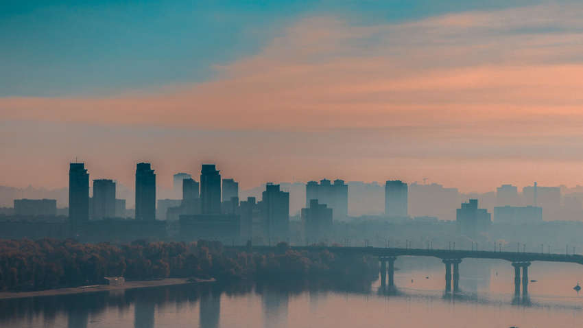 Київ третій день очолює рейтинг міст з найбільш забрудненим повітрям у світі