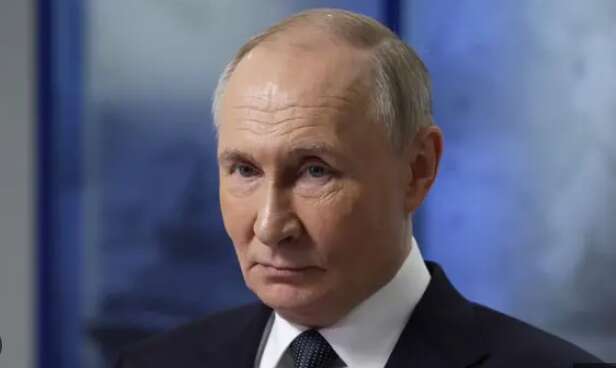 Путин признал, что Россию охватил кризис Путин признал, что Россию охватил кризис