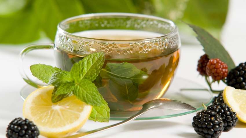 Стало відомо, що медики рекомендують пити взимку перед сном