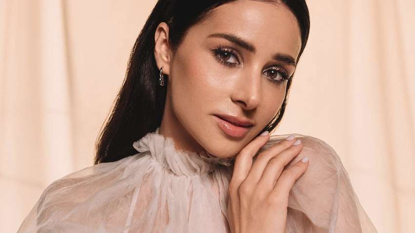 Злата Огнєвіч відмовилась від ресторанів, Віталіна Біблів – від таксі: як знаменитості виживають під час війни і на чому економлять 