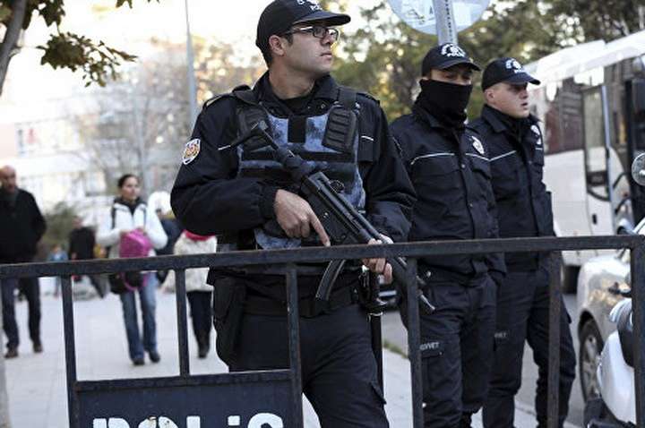 В Турции задержали 40 полицейских по делу о попытке госпереворота