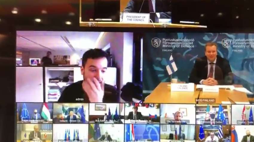 Всім привіт: журналіст примудрився зазирнути на закриту відеоконференцію високопоставлених чиновників ЄС