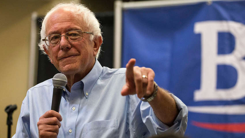 Россию обвинили в помощи сопернику Трампа