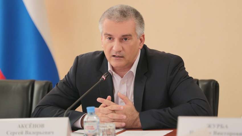 Аксенов не советует Зеленскому приезжать в свою квартиру в Крыму после бегства из Украины