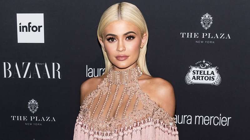 Кайли Дженнер впервые призналась, почему не хочет показывать себя настоящую 