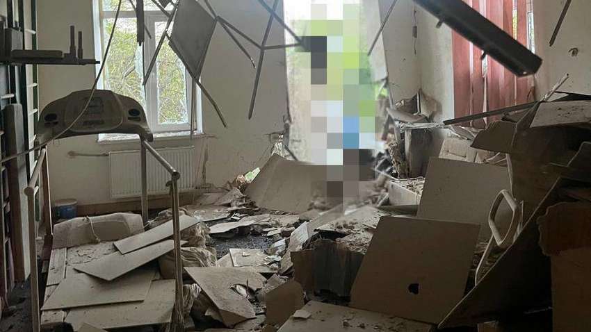 Оккупанты ударили по гериатрическому центру на Херсонщине
