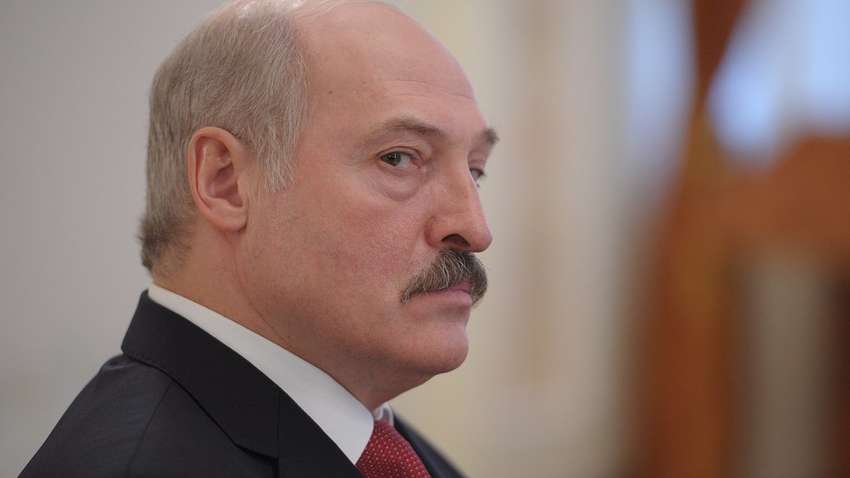 Итог выборов в Беларуси: “проигрыш” Лукашенко и проблемы для Зеленского