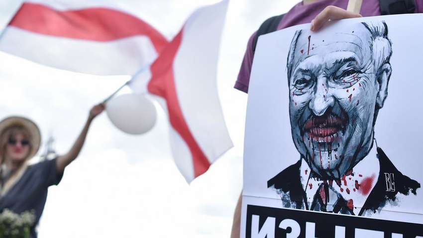 Чому Україна все ще зберігає дипвідносини з Білоруссю – що може змінитися в майбутньому