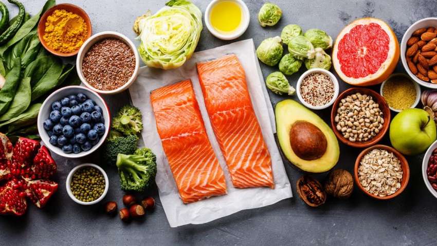 Продукти, які допоможуть боротися з депресією: що включити до раціону Продукти, які допоможуть боротися з депресією: що включити до раціону