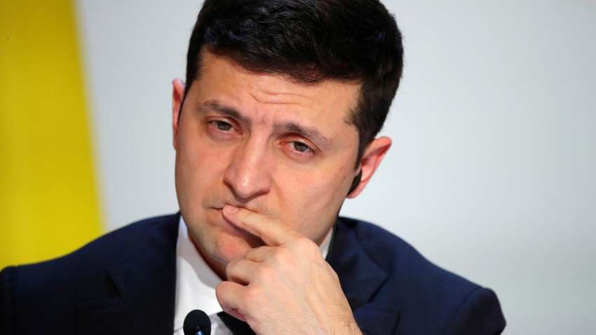 Зеленський вимагає скликати позачергове засідання Верховної Ради