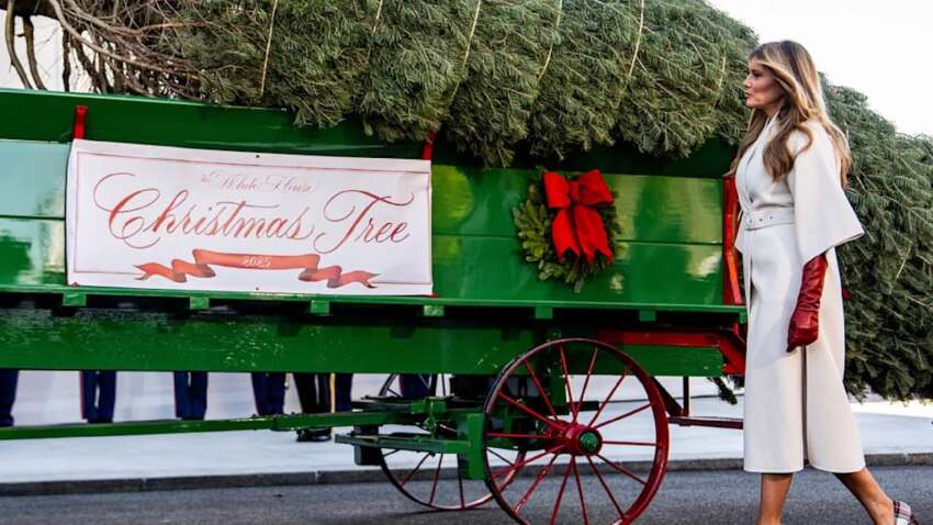 Мелания Трамп украсила Белый дом к Рождеству (ФОТО)