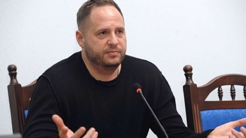 Главу Офиса президента обвинили в госизмене Главу Офиса президента обвинили в госизмене