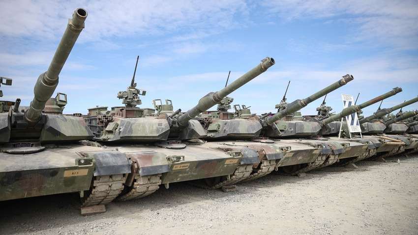 Тайная фабрика в Польше ремонтирует украинские танки Тайная фабрика в Польше ремонтирует украинские танки