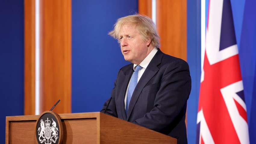 Серед політиків та бізнесменів лунають пропозиції запросити Джонсона на посаду прем'єра України