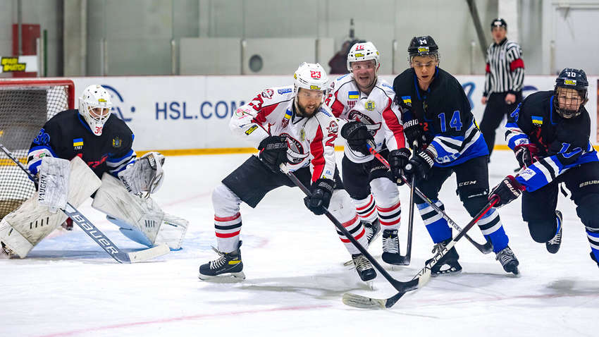 У хокейній Суперлізі відбувся перший поєдинок донбаського дербі 2022 року