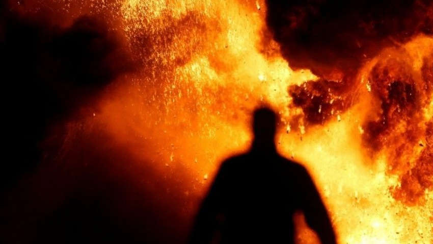 Самоспалення на Хрещатику: з'ясувалося, чому киянин облив себе бензином і підпалив