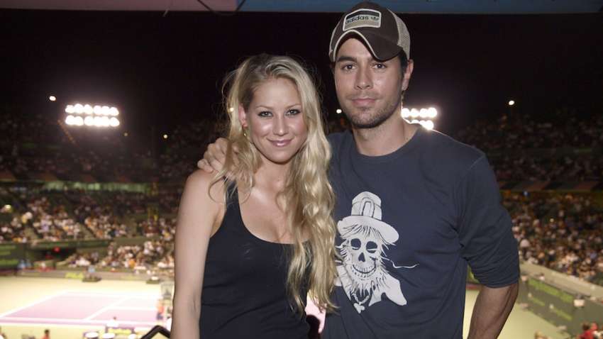 Анна Курникова показала подросших двойняшек от Иглесиаса