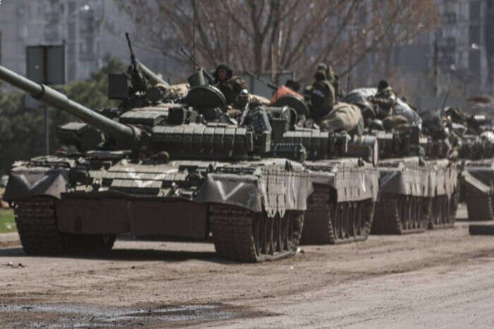 Окупанти масово перекидають техніку та живу силу на Запоріжжя