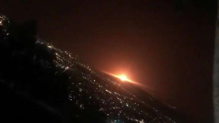 Взрыв вблизи военной базы в Иране: появились подробности