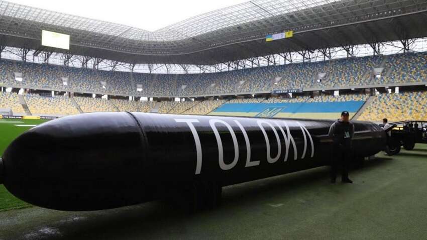 Гигантский беспилотник уничтожит Крымский мост и российские порты: детали Гигантский беспилотник уничтожит Крымский мост и российские порты: детали