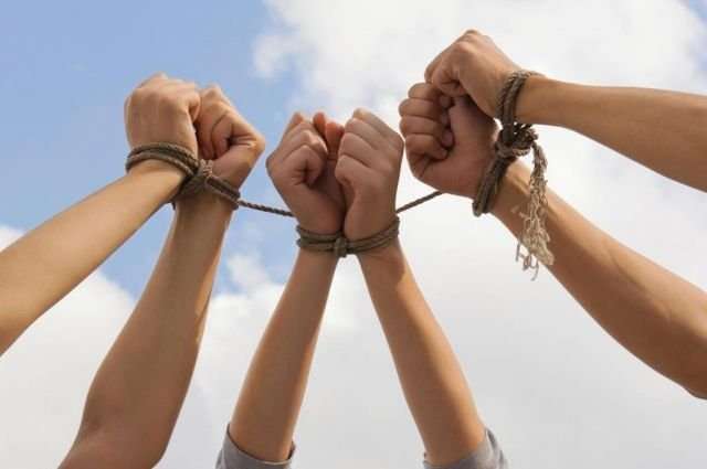 «Рабство» в Україні: били і примушували працювати на будівництві