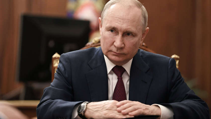 Путин сказал, кто "виновен" в погромах в Дагестане и назвал цель войны РФ в Украине Путин сказал, кто "виновен" в погромах в Дагестане и назвал цель войны РФ в Украине