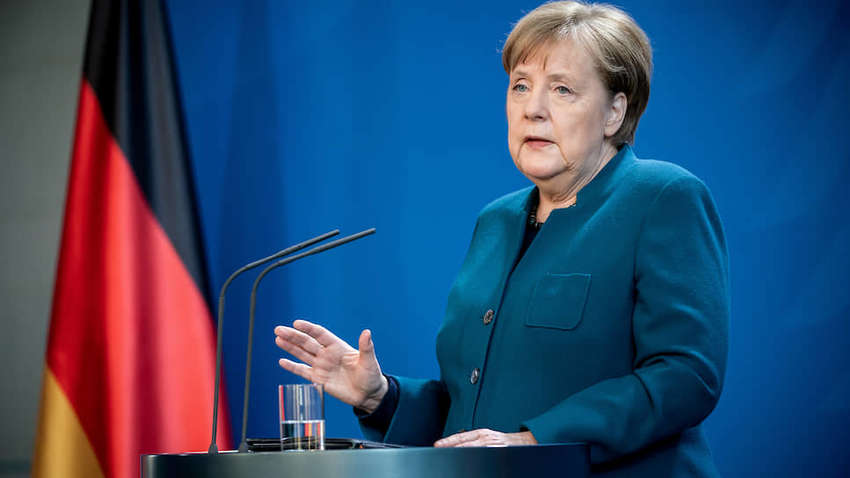 Меркель за діалог з Росією, хоча й не заперечує, що Європа окупацією в Україні шокована