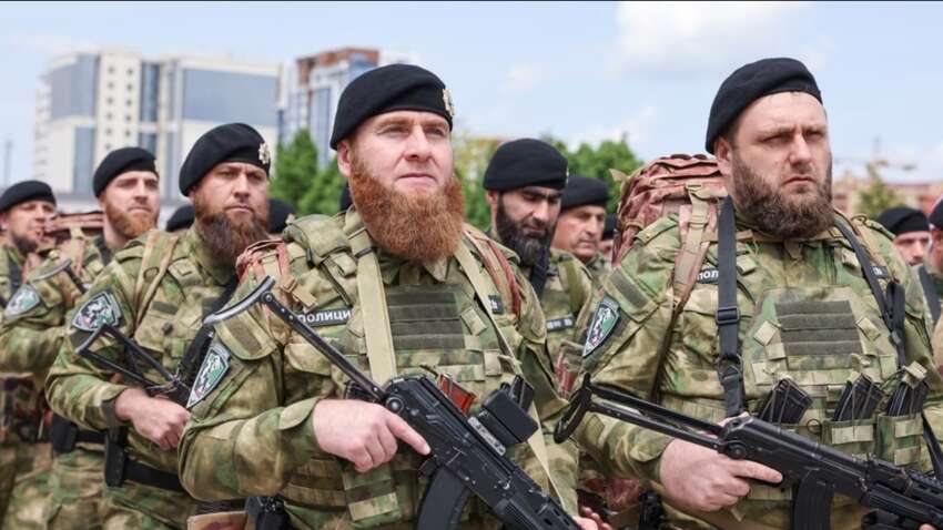 Найбільший за часи війни загін чеченців збирається штурмувати Запорізьку область (ФОТО) Найбільший за часи війни загін чеченців збирається штурмувати Запорізьку область (ФОТО)