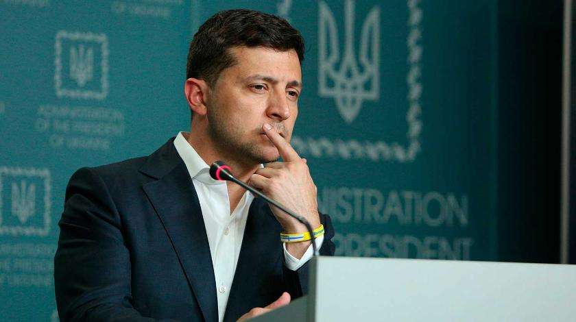 У самолета Зеленского отказал двигатель