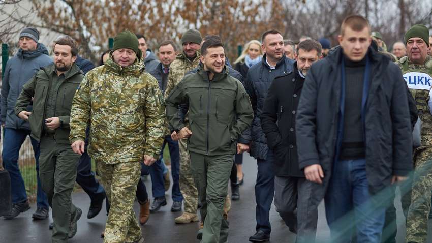 Зеленский рассказал, что для Украины значит мост в Станице Луганской