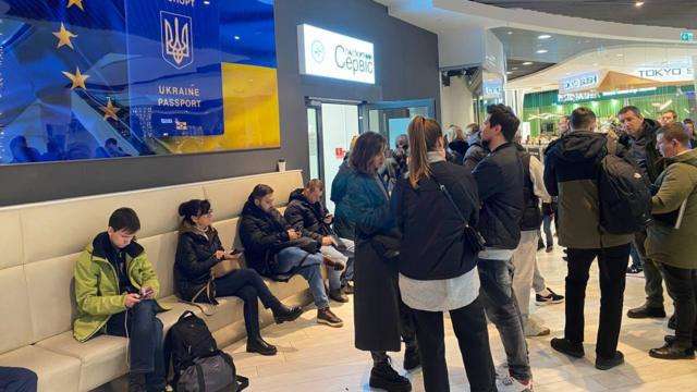 Втрачені українці. Чому влада відмовляється від емігрантів