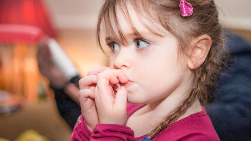 Три способи відучити дитину гризти нігті Три способи відучити дитину гризти нігті