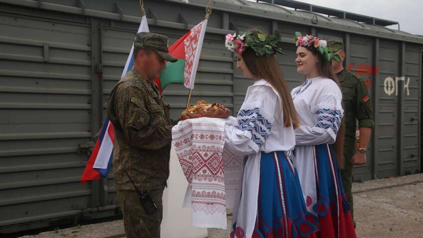 Білорусь розпочала військове навчання: прибув перший ешелон росіян