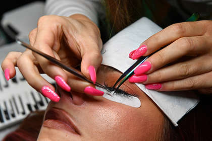 Популярная женская бьюти-процедура оказалась опасной для здоровья