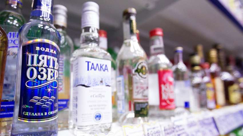 Росіяни в шоці: у РФ різко зростуть ціни на горілку 