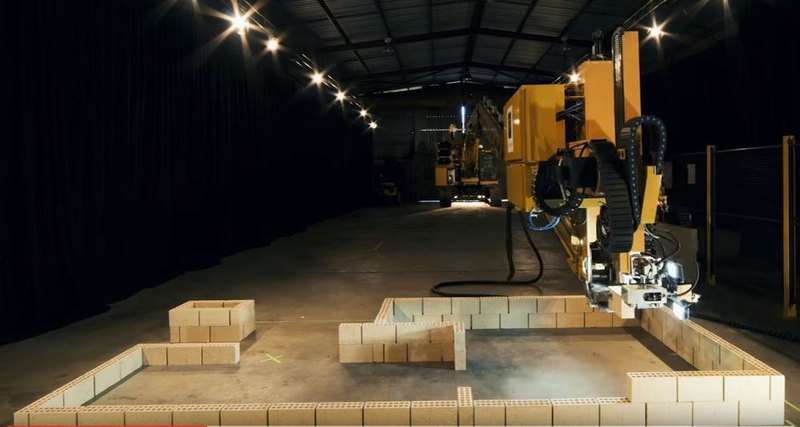 Робот побудував будинок за два дні