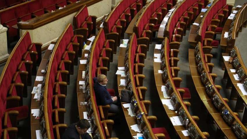 У Зеленского хотят срочно собрать Раду