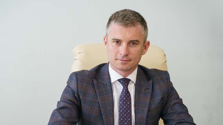 Очільник НАЗК розповів, що допоможе боротися з олігархами в Україні 