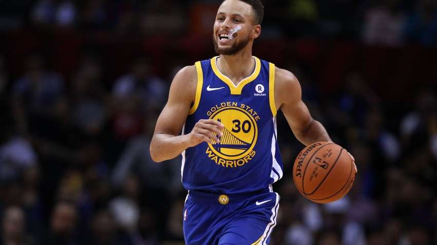 Легендарный баскетболист Майкл Джордан считает, что звезда "Голден Стэйт" Стефен Карри не достоит Зала славы