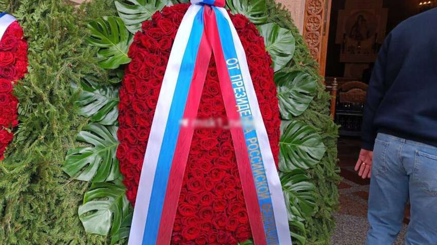 Путин направил на похороны известного российского пропагандиста ядовитое "сострадание" (ФОТО)