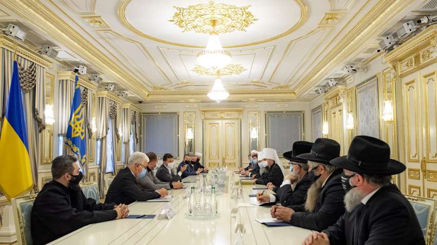 Украина может вернуться к жесткому карантину – Зеленский озвучил условие