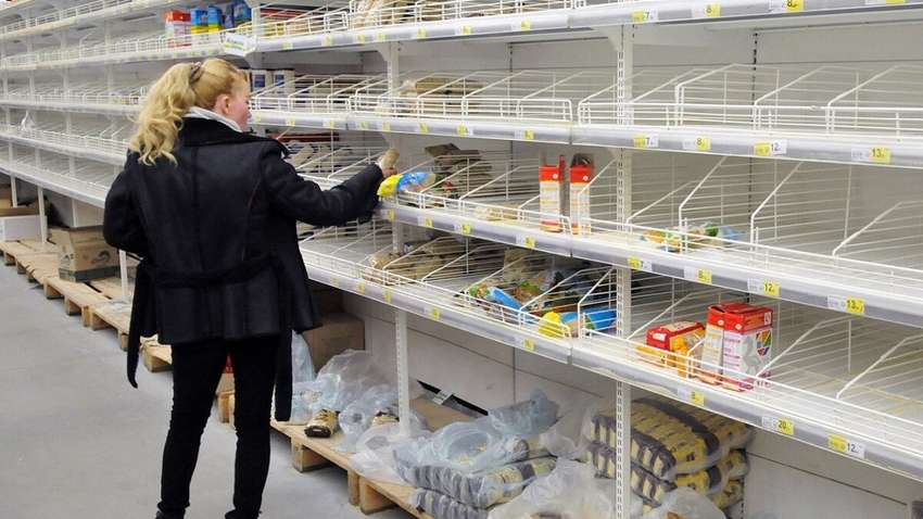 Соль уже в дефиците: что еще может стать дефицитом – нужно ли украинцам начинать паниковать