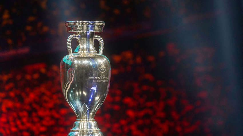 Евро-2020: кубок Анри Делоне достался Италии