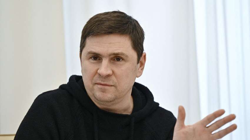 Подоляк обвинил Маска в помощи роспропаганде в Twitter: что известно Подоляк обвинил Маска в помощи роспропаганде в Twitter: что известно