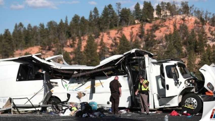 У США перевернувся туристичний автобус, є загиблі