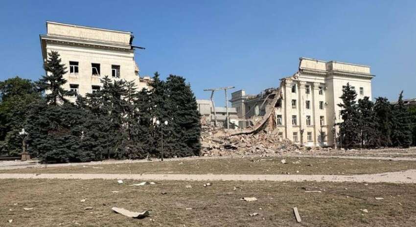 Окупанти змінили тактику ударів по обласному місту: людей просять не виходити без потреби