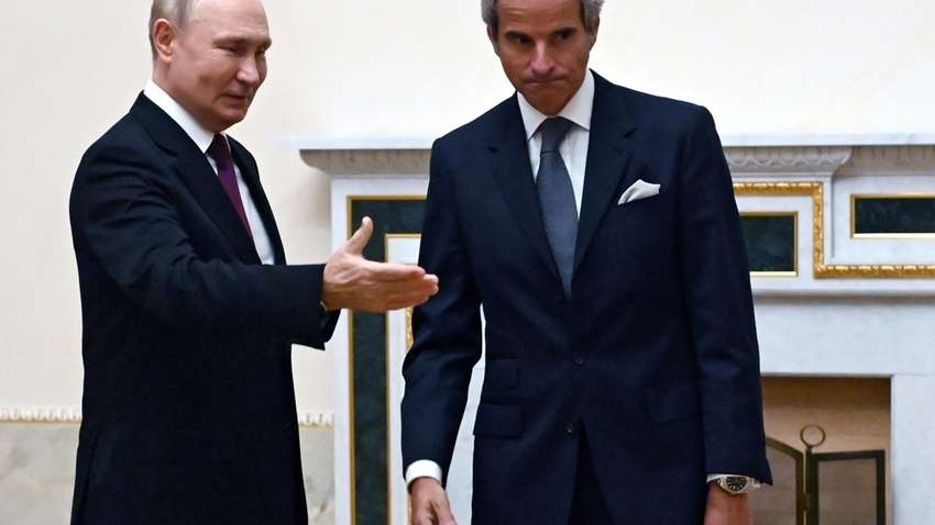 Глава МАГАТЕ Гроссі провів зустріч з Путіним: про що домовились Глава МАГАТЕ Гроссі провів зустріч з Путіним: про що домовились