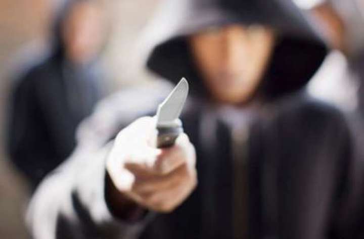 В России, в школе зарезали ученика 9 класса: подробности (ВИДЕО) В России, в школе зарезали ученика 9 класса: подробности (ВИДЕО)