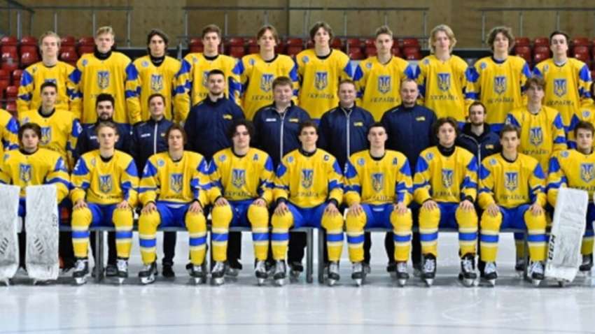 Збірна України з хокею U-20 вийшла на фінішну пряму перед стартом чемпіонату світу